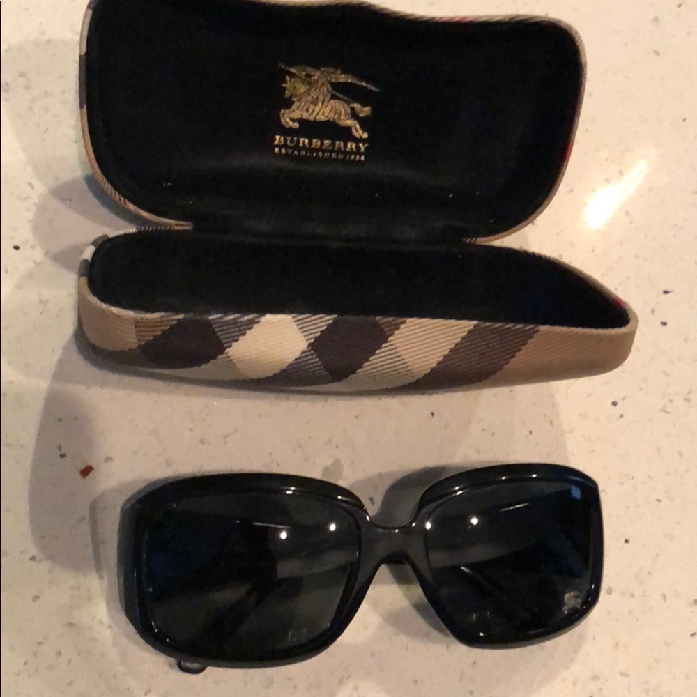 Burberry sunglasses with case